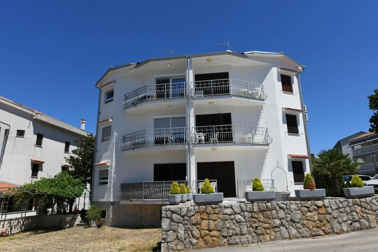 Apartment Apartmani Totic Malinska Croatia