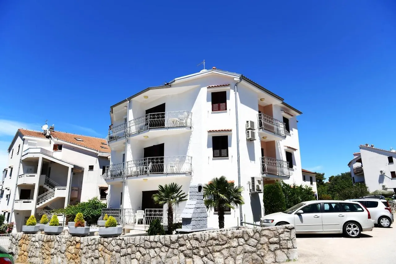 Apartment Apartmani Totic Malinska