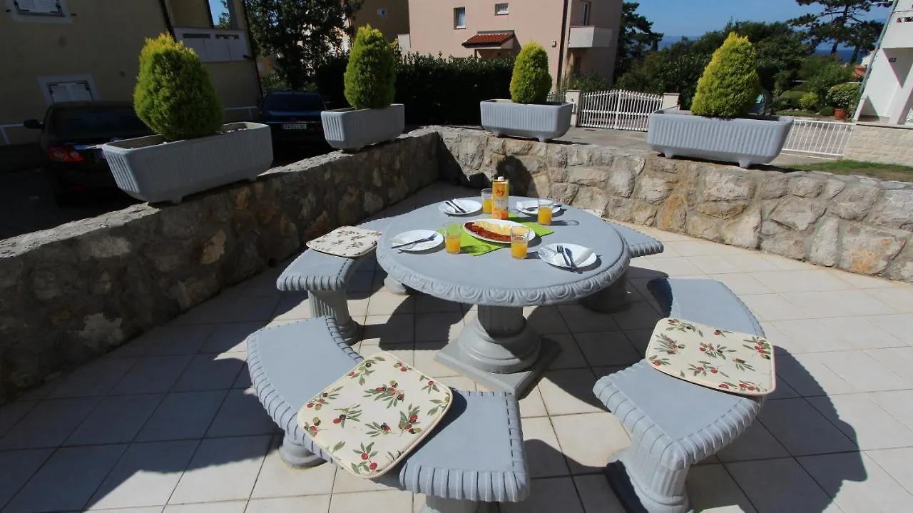 Apartmani Totic Malinska Apartment